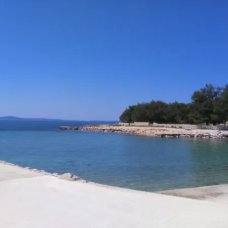 Family Friendly House With A Swimming Pool - Torovi - - Pedinka, - 18732 Holiday home *