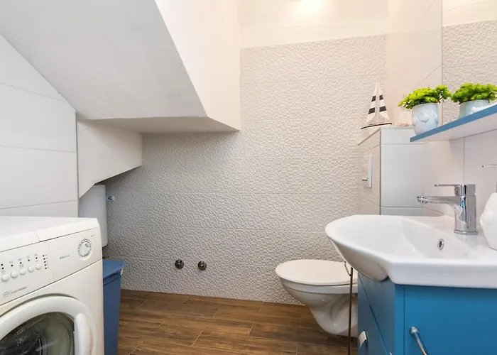 Family Friendly House With A Swimming Pool - Torovi - - Pedinka, - 18732 Vakantiehuis