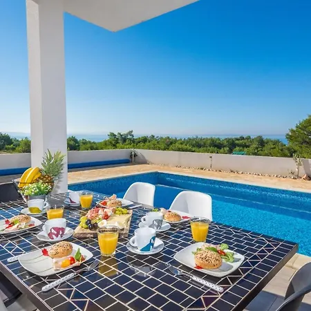 Family Friendly House With A Swimming Pool - Torovi - - Pedinka, - 18732 维尔