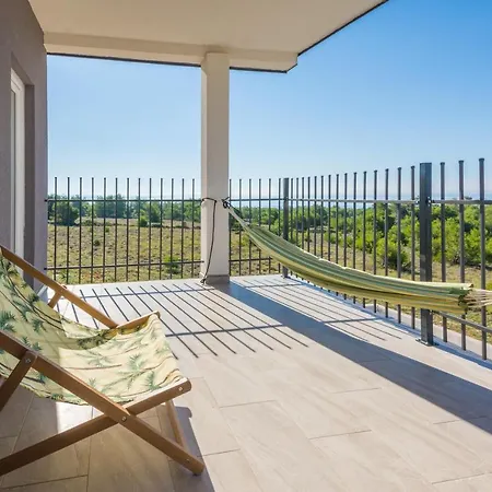 Сasa de vacaciones Family Friendly House With A Swimming Pool - Torovi - - Pedinka, - 18732