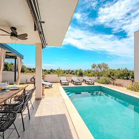 Family Friendly House With A Swimming Pool - Torovi - - Pedinka, - 18732